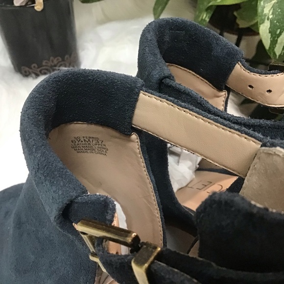 Sole Society Open toe Ankle Boots - Picture 4 of 6